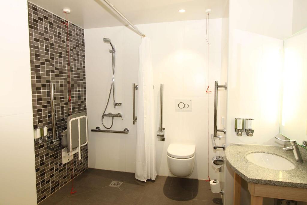 Hampton By Hilton London Docklands - Resim 18