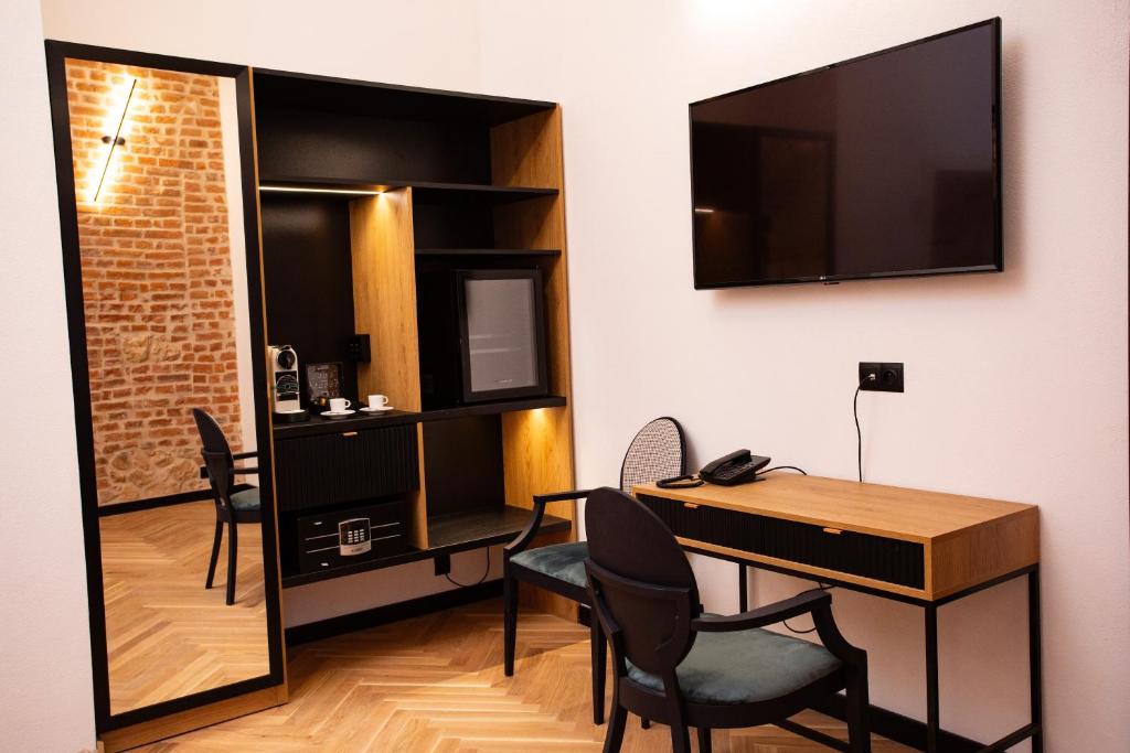 HOTEL TEATR - Resim 19