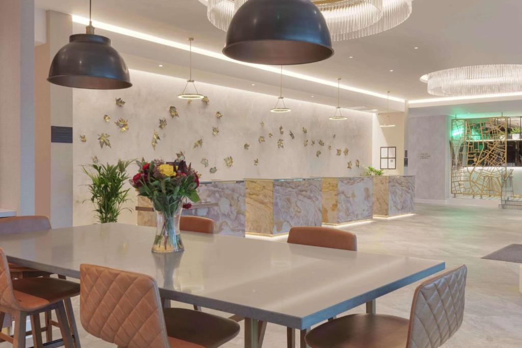 Hilton London Angel Islington - Resim 12