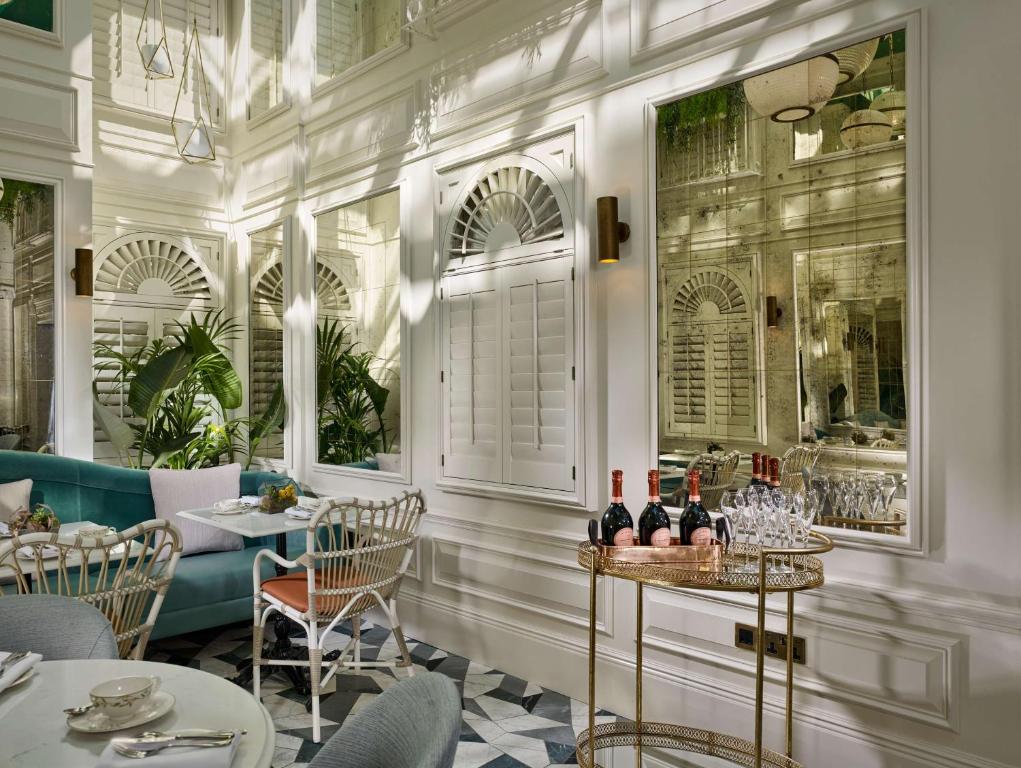 100 Queen's Gate Hotel London Kensington, Curio Collection by Hilton - Resim 3