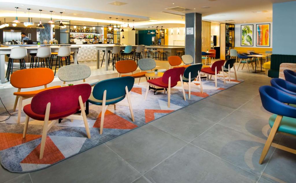 Hampton by Hilton London Park Royal - Resim 16