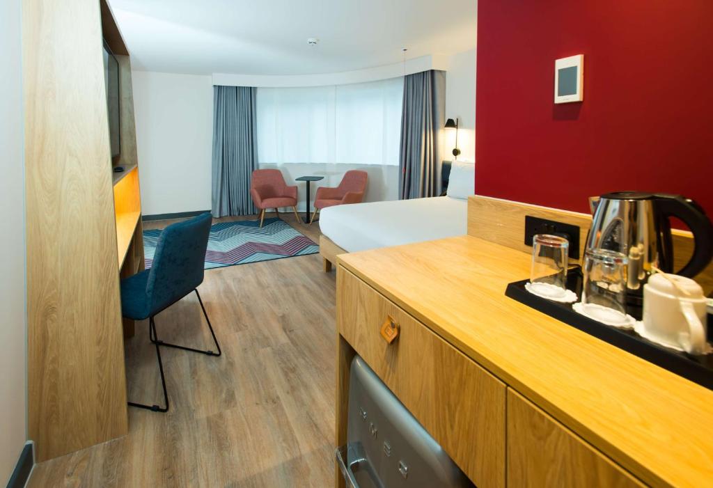 Hampton by Hilton London Park Royal - Resim 39