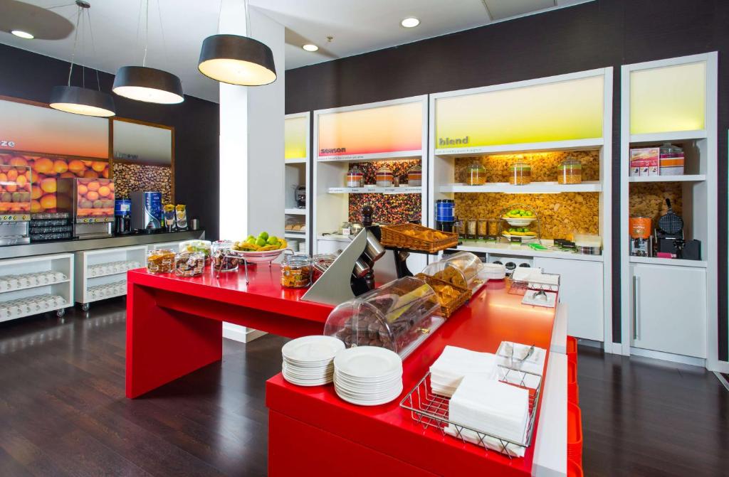 Hampton By Hilton Liverpool City Centre - Resim 16