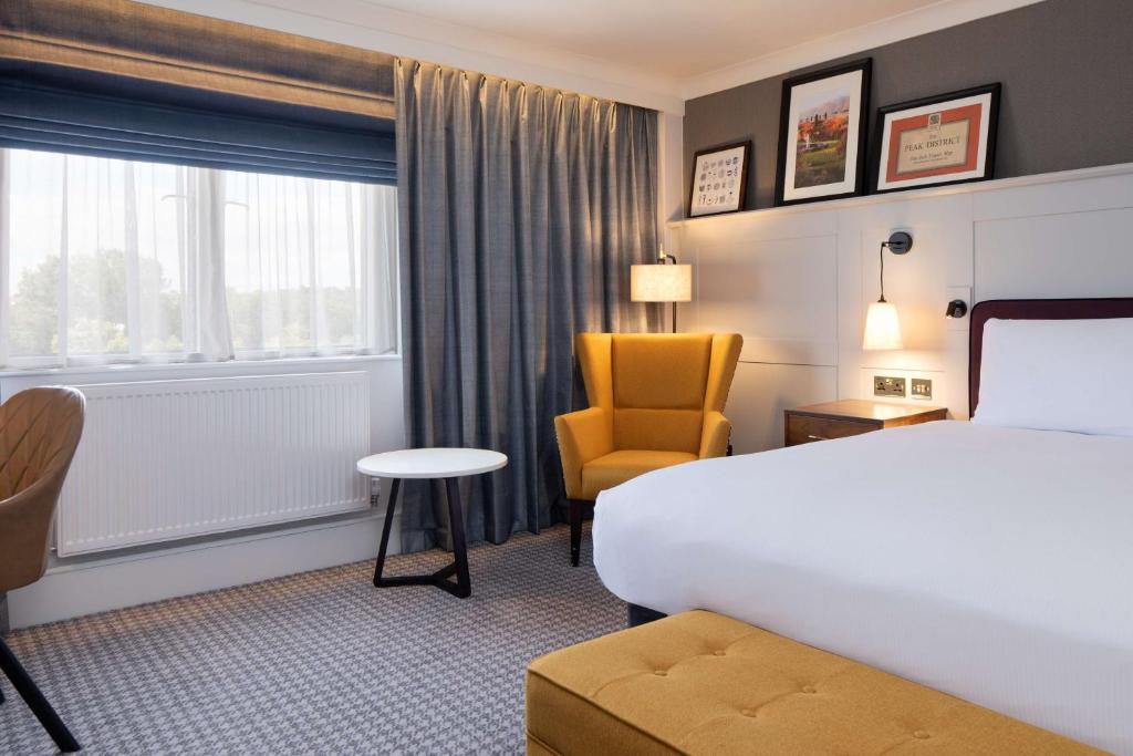 DoubleTree by Hilton Stoke-on-Trent, United Kingdom - Deluxe King Room
