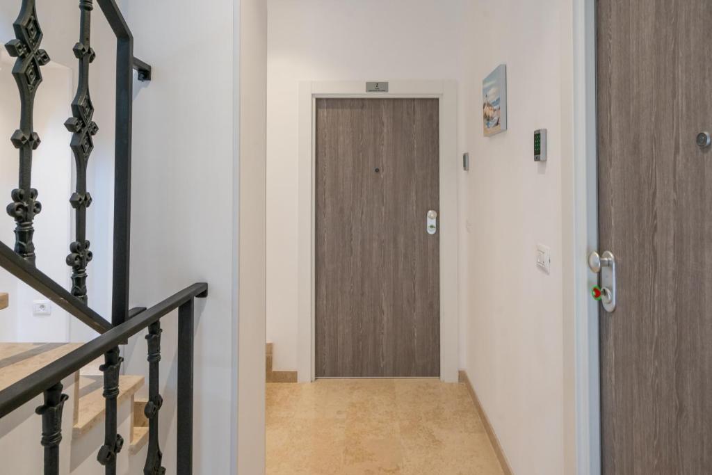 AAA Apartments & Rooms with free private parking - reservation needed - 4