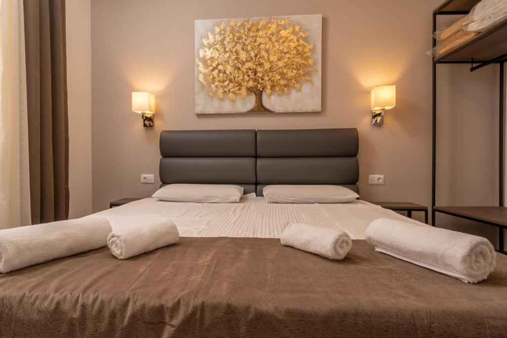 AAA Apartments & Rooms with free private parking - reservation needed - 9