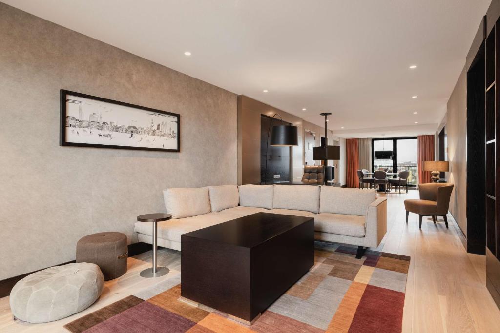 Hilton The Hague - Resim 39