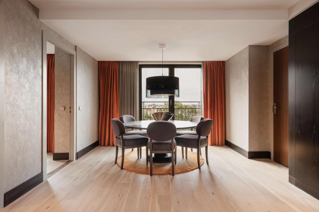 Hilton The Hague - Resim 41