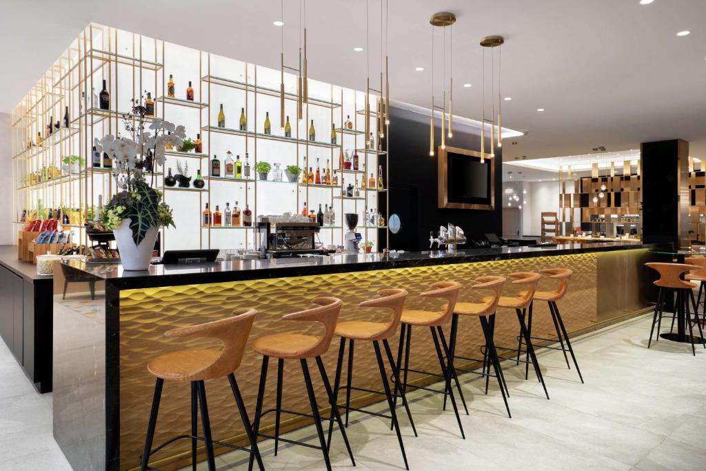 Hilton Garden Inn Budapest City Centre - Resim 11