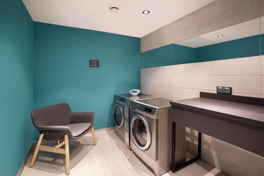 Hilton Garden Inn Budapest City Centre - Resim 40