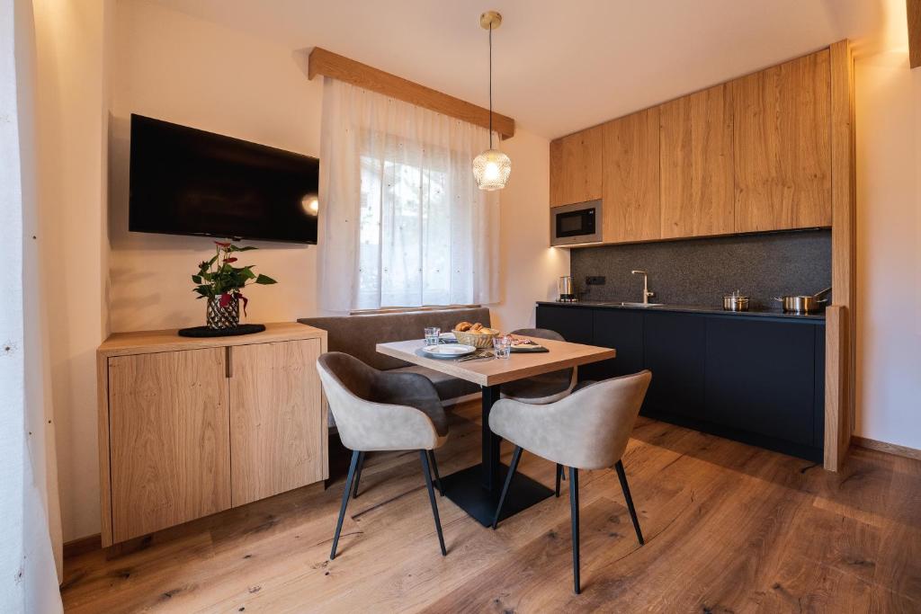 Kuchyň nebo kuchyňský kout v ubytování Aparthotel Zum Schlössl