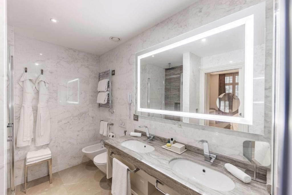 Aleph Rome Hotel, Curio Collection By Hilton - Resim 32