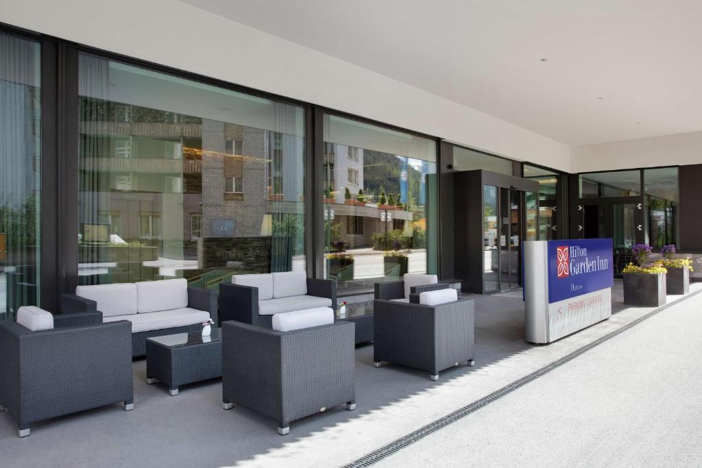 Posezení v ubytování Hilton Garden Inn Davos