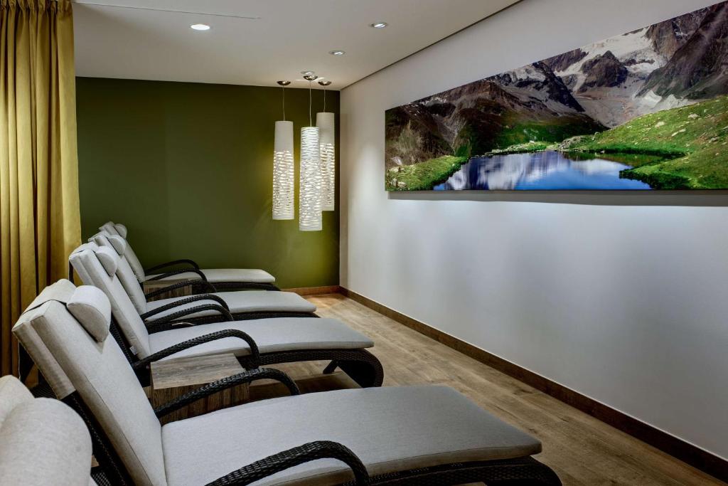 Posezení v ubytování Hilton Garden Inn Davos