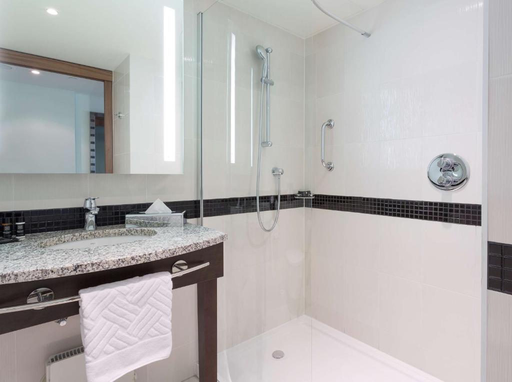 Hampton by Hilton Warsaw City Centre - Resim 8