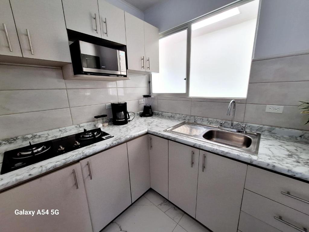 Kuchyň nebo kuchyňský kout v ubytování Casa Victoria CR