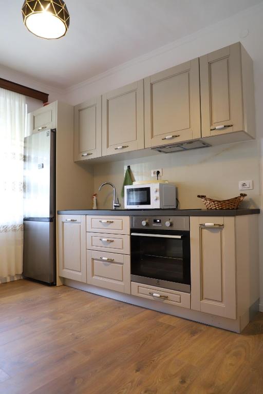 Daniel City Center Apartment - Image 4