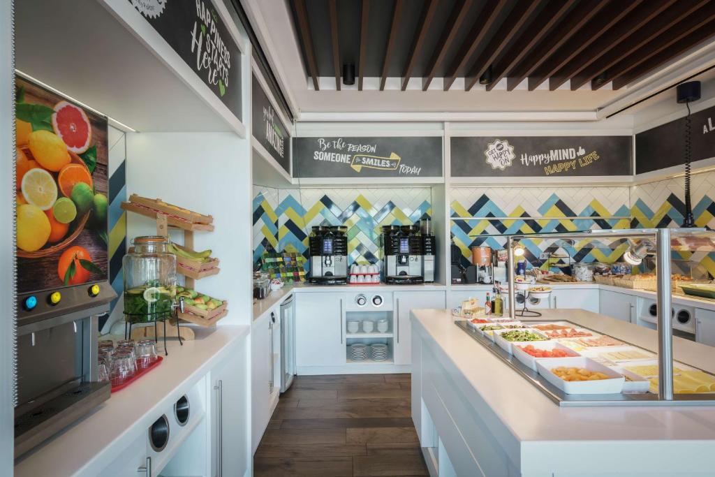 Hampton by Hilton Amsterdam Centre East - Resim 17