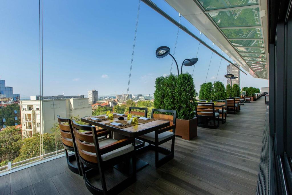 Balkón nebo terasa v ubytování Hilton Belgrade
