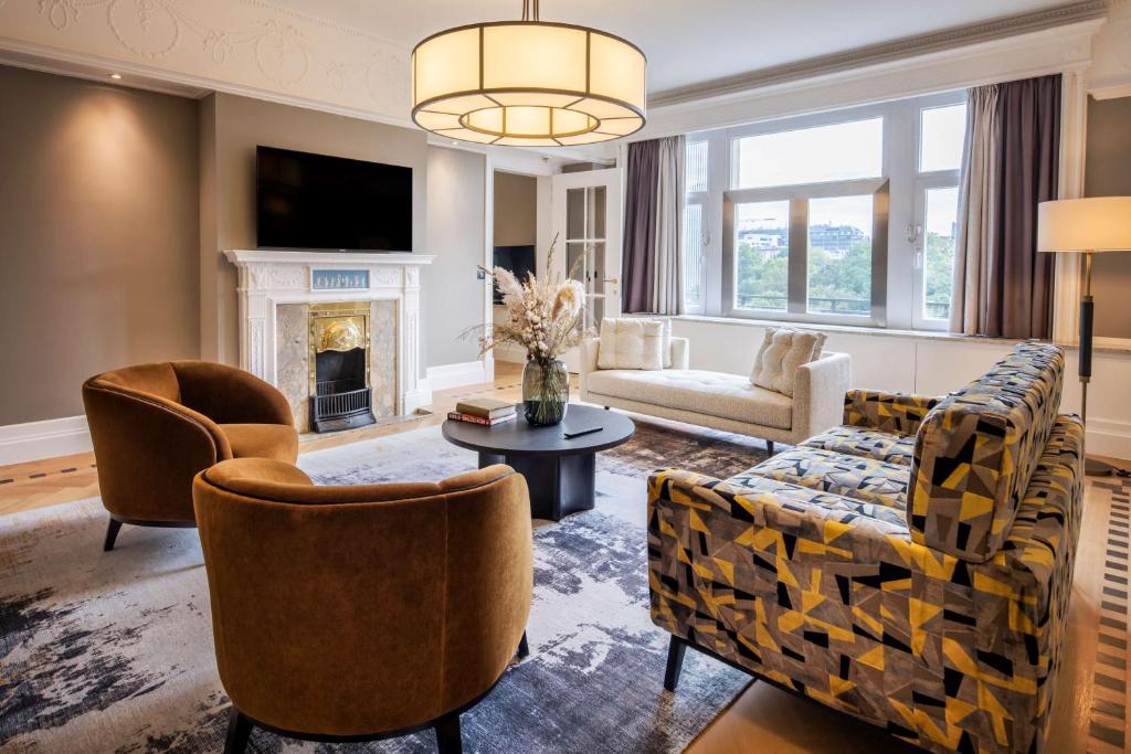 DoubleTree By Hilton Brussels City - Resim 34