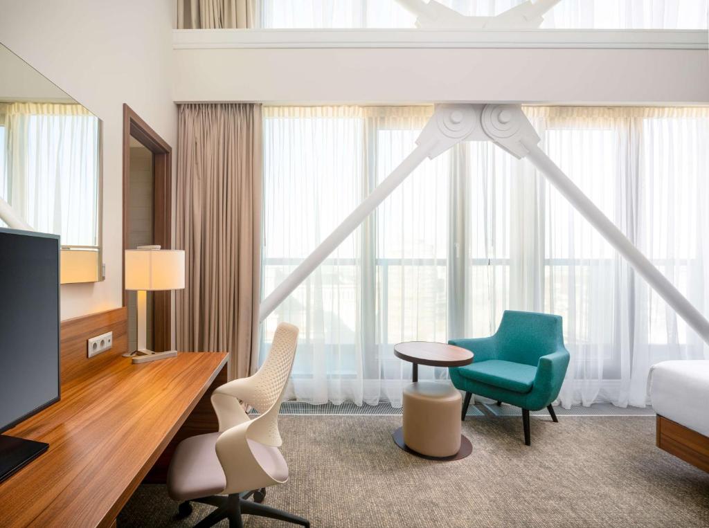 Hilton Garden Inn Bucharest Old Town - 豪华王室与城市景观