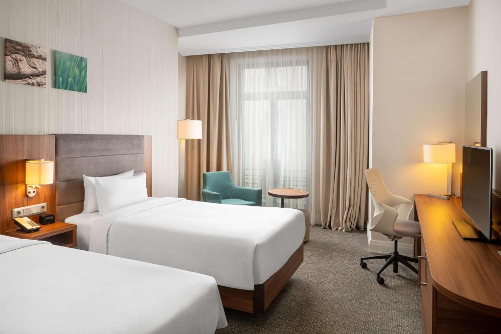 Hilton Garden Inn Bucharest Old Town - 连接家庭房