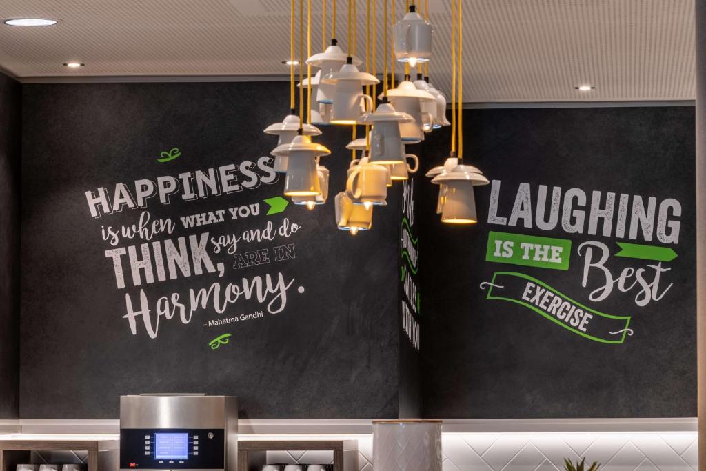 Hampton by Hilton Düsseldorf City Centre - Resim 17