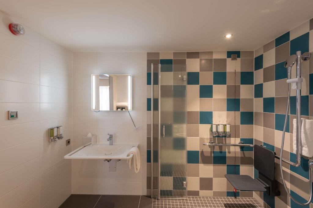 Hampton by Hilton Düsseldorf City Centre - Resim 39