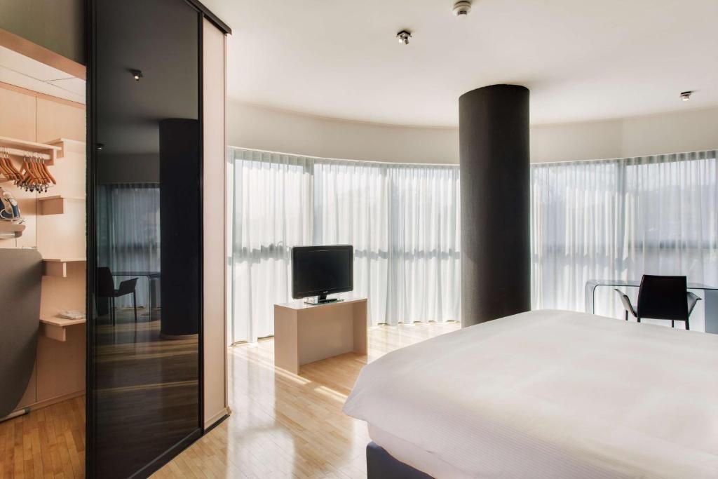 DoubleTree by Hilton Hotel Cluj - City Plaza - Resim 35