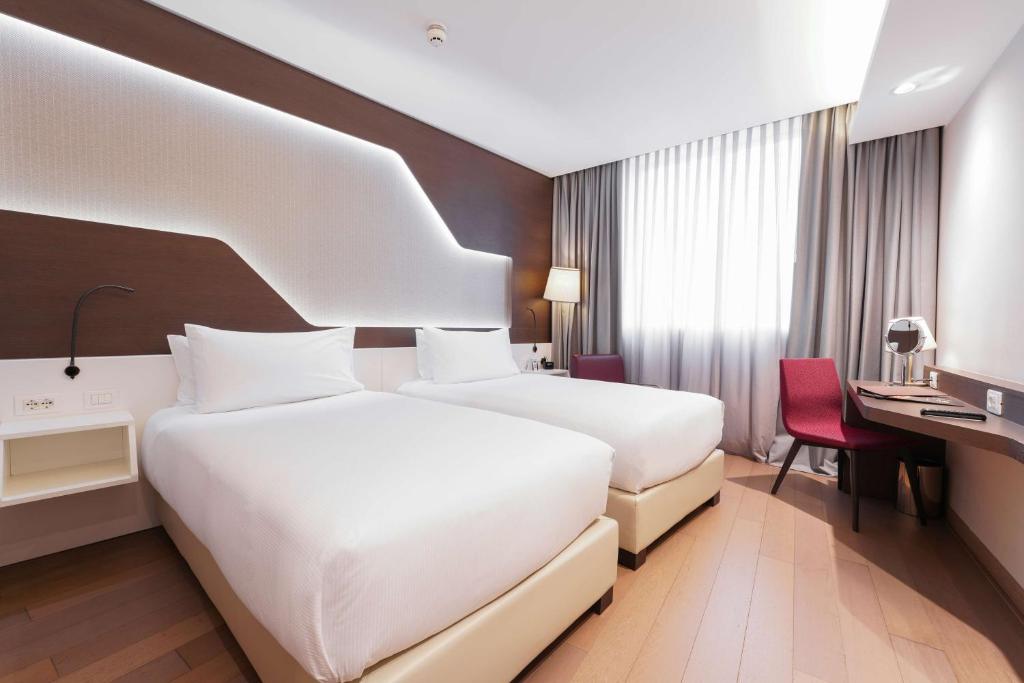 DoubleTree by Hilton Yerevan City Centre - Habitación Gemela