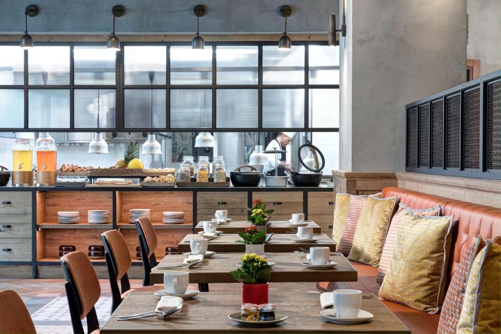 DoubleTree By Hilton Rome Monti - Resim 17