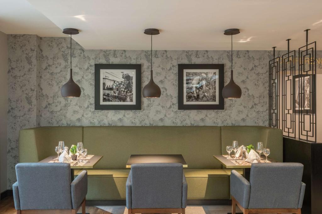 Hilton Garden Inn Frankfurt City Centre - Resim 12