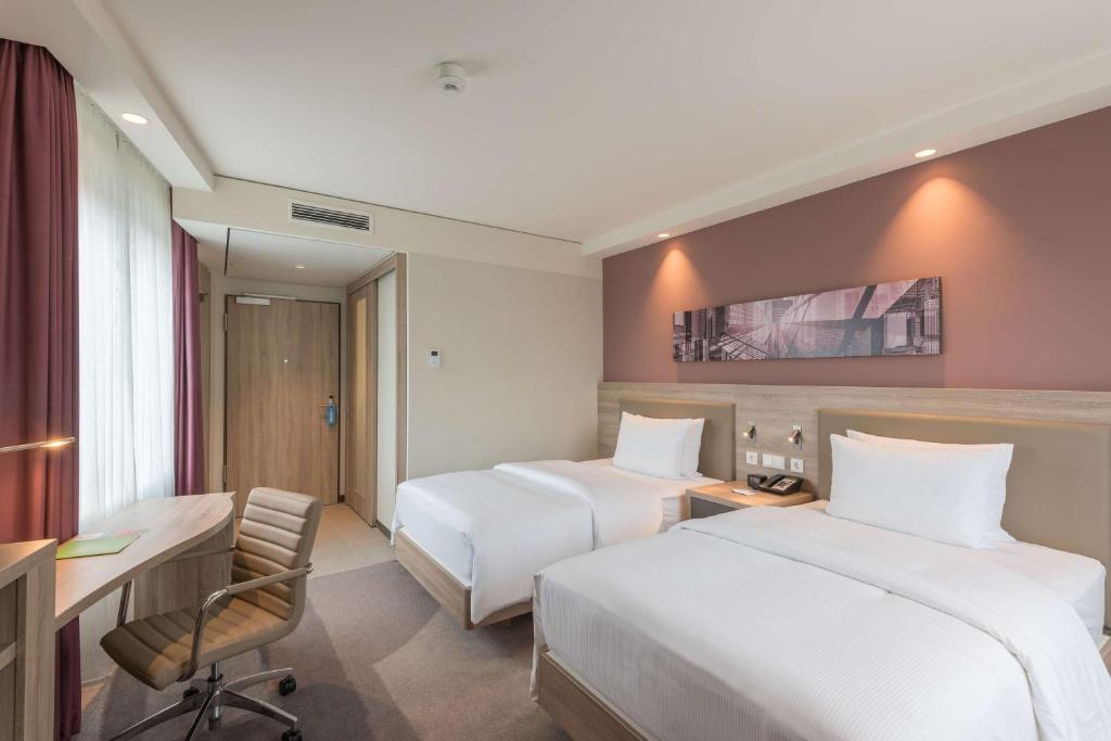 Hampton By Hilton Frankfurt City Centre East - Resim 27