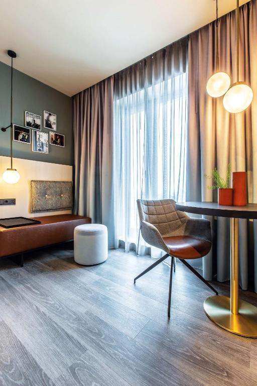 Posezení v ubytování Hilton Garden Inn Mannheim