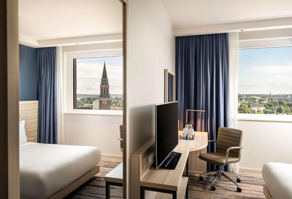 Hampton By Hilton Kiel - Queen Room