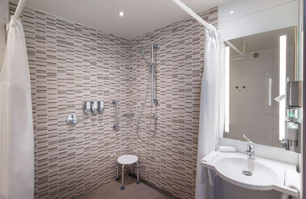 Hampton By Hilton Kiel - Double Accessible Room