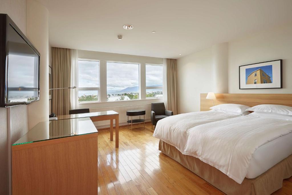 Hilton Reykjavik Nordica - Salle Double Standard Avec Vue Sur La Montagne