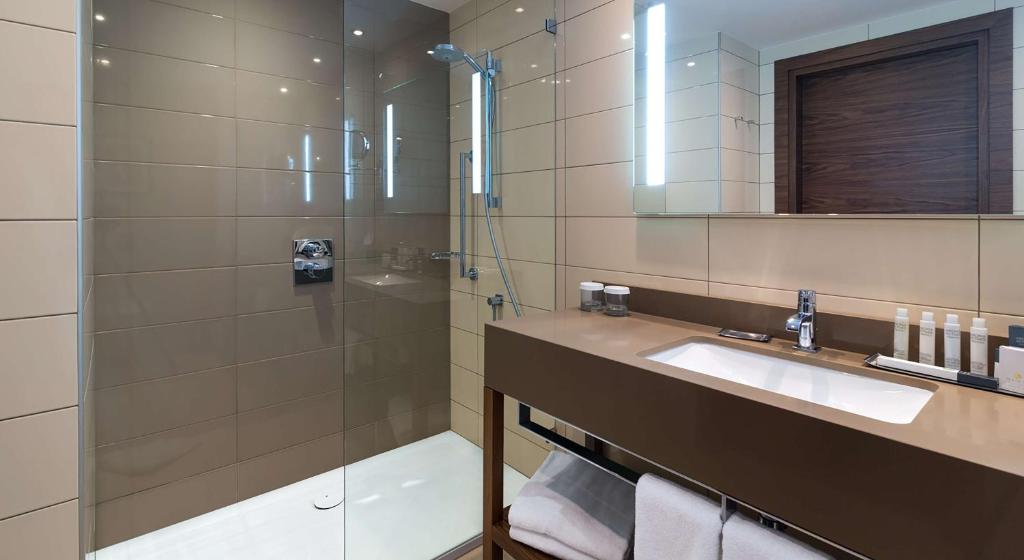 DoubleTree by Hilton Krakow Hotel & Convention Center - Resim 41