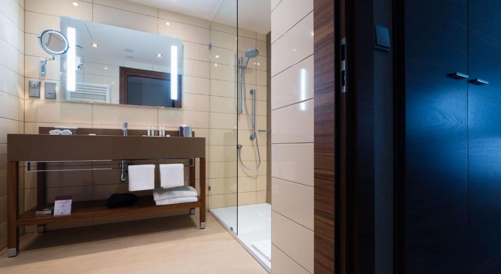 DoubleTree by Hilton Krakow Hotel & Convention Center - Resim 43