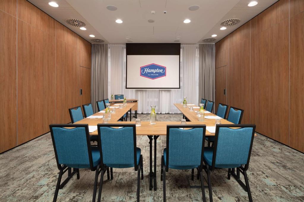 Hampton by Hilton Lódz City Center - Resim 44