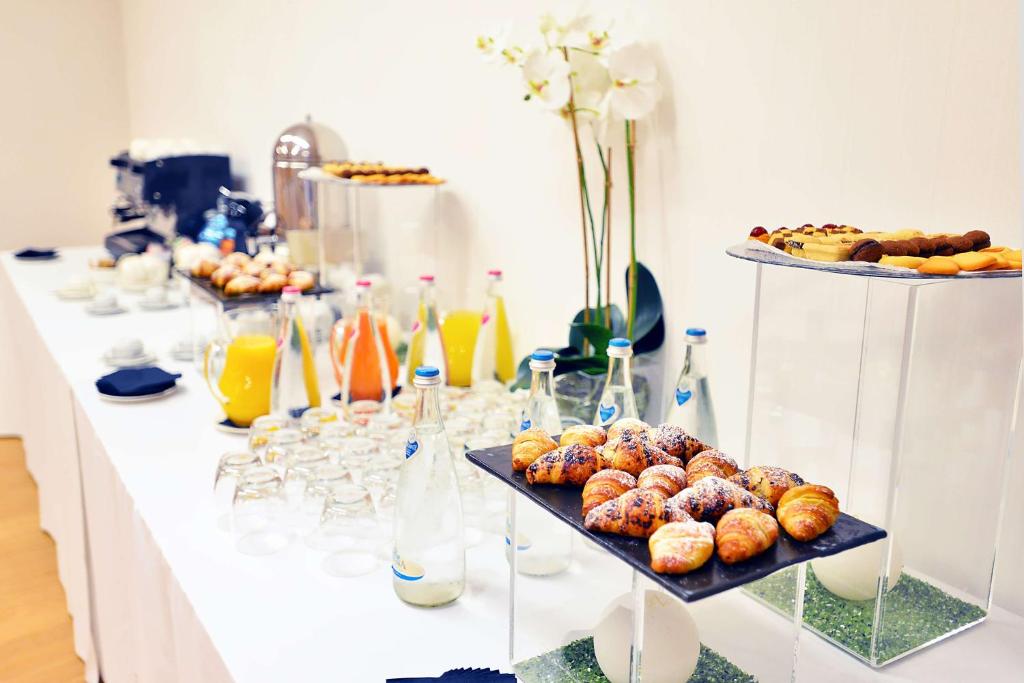 Hilton Garden Inn Milan North - Resim 18