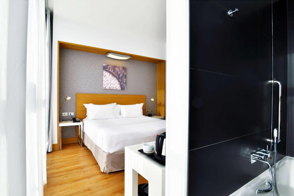 Hilton Garden Inn Milan North - Deluxe King Room