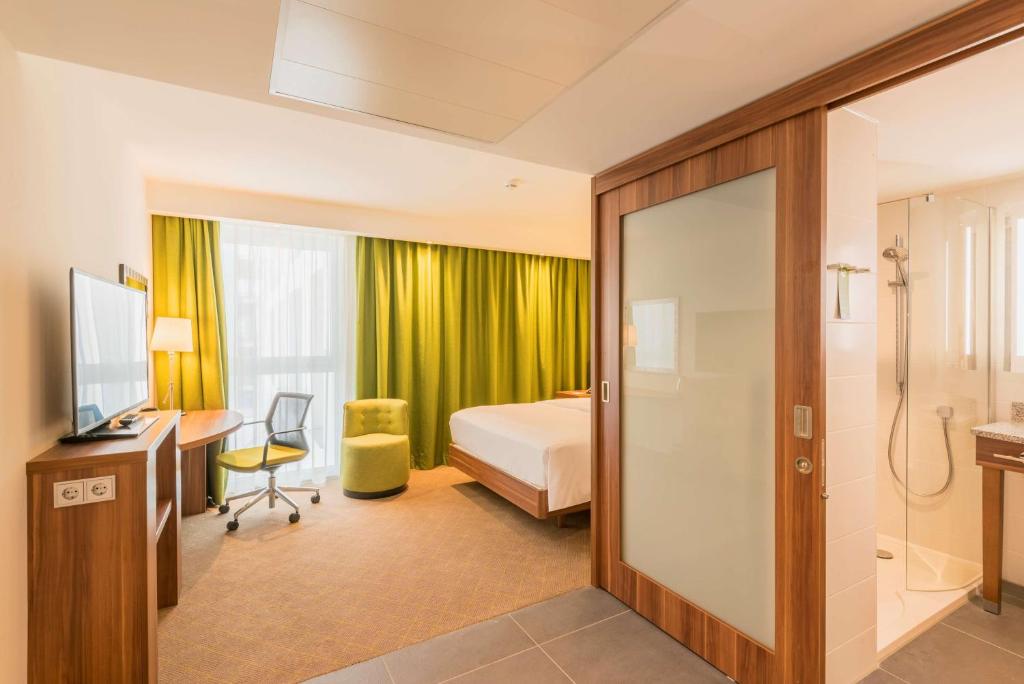 Hampton By Hilton Munich City West - Resim 22