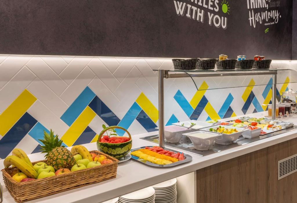 Hampton By Hilton Munich City West - Resim 24