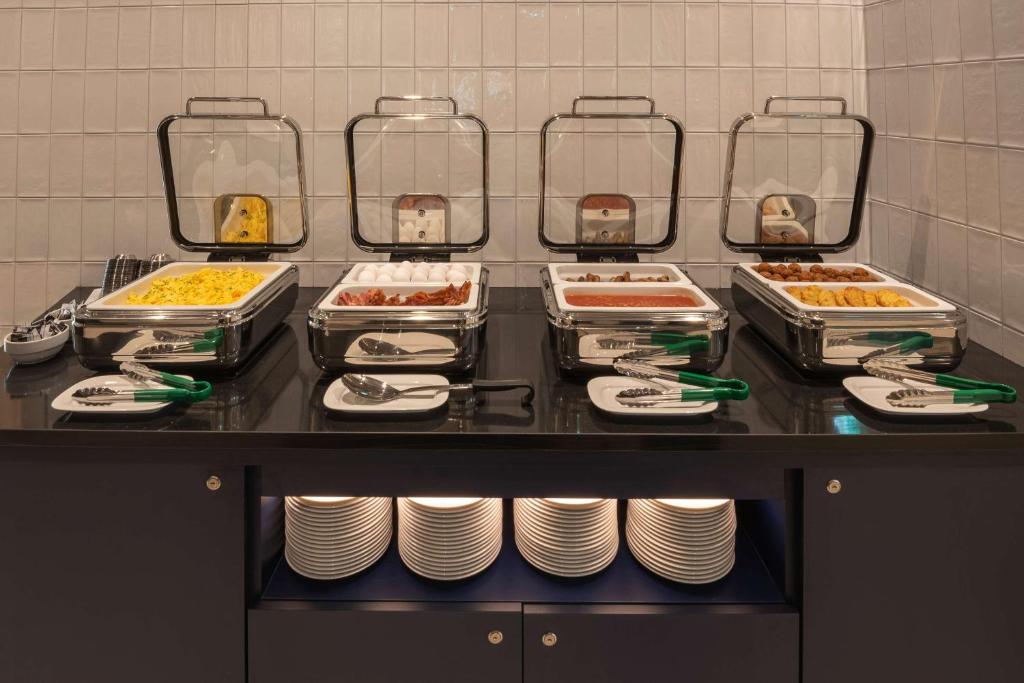 Hampton By Hilton Munich City North - Resim 14