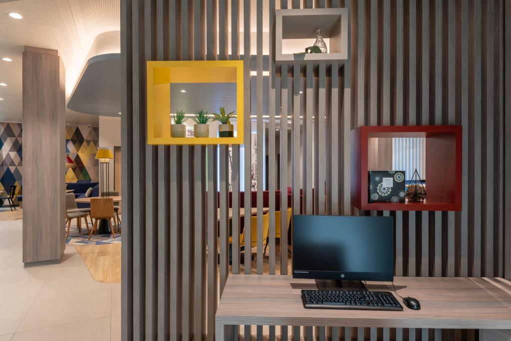 Hampton By Hilton Munich City North - Resim 32