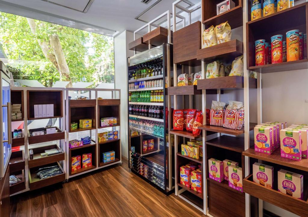 Hilton Garden Inn Rome Claridge - Resim 11