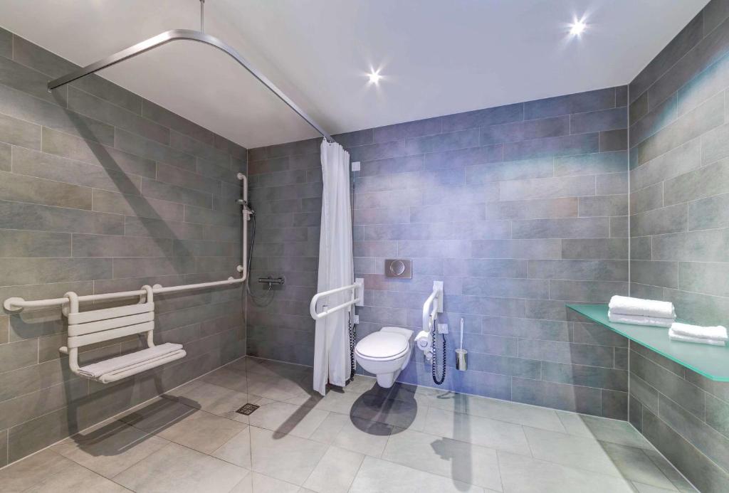 Koupelna v ubytování Hilton Garden Inn Stuttgart NeckarPark
