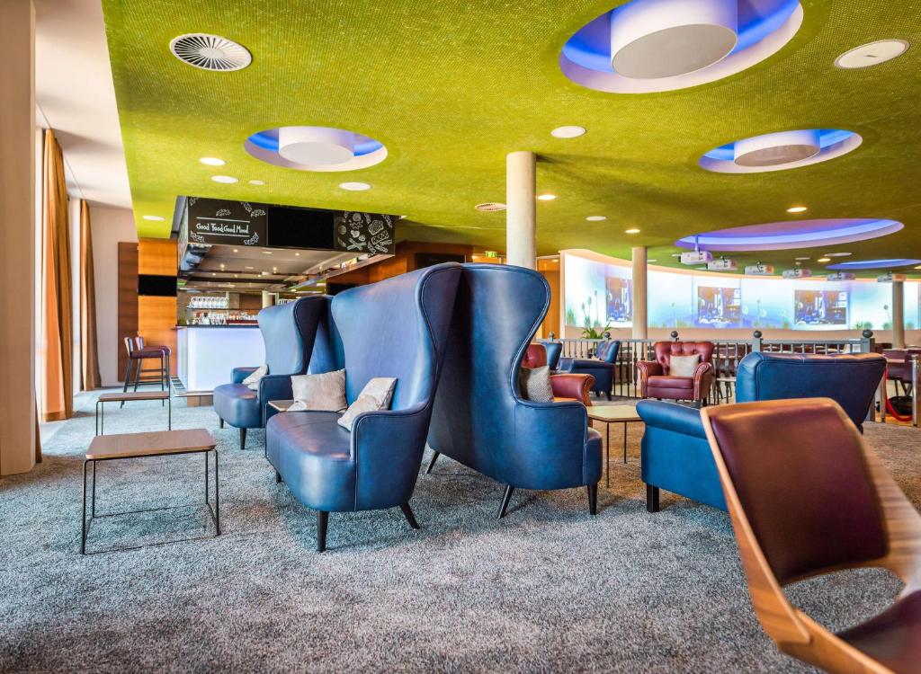 Hilton Garden Inn Stuttgart NeckarPark - Resim 44