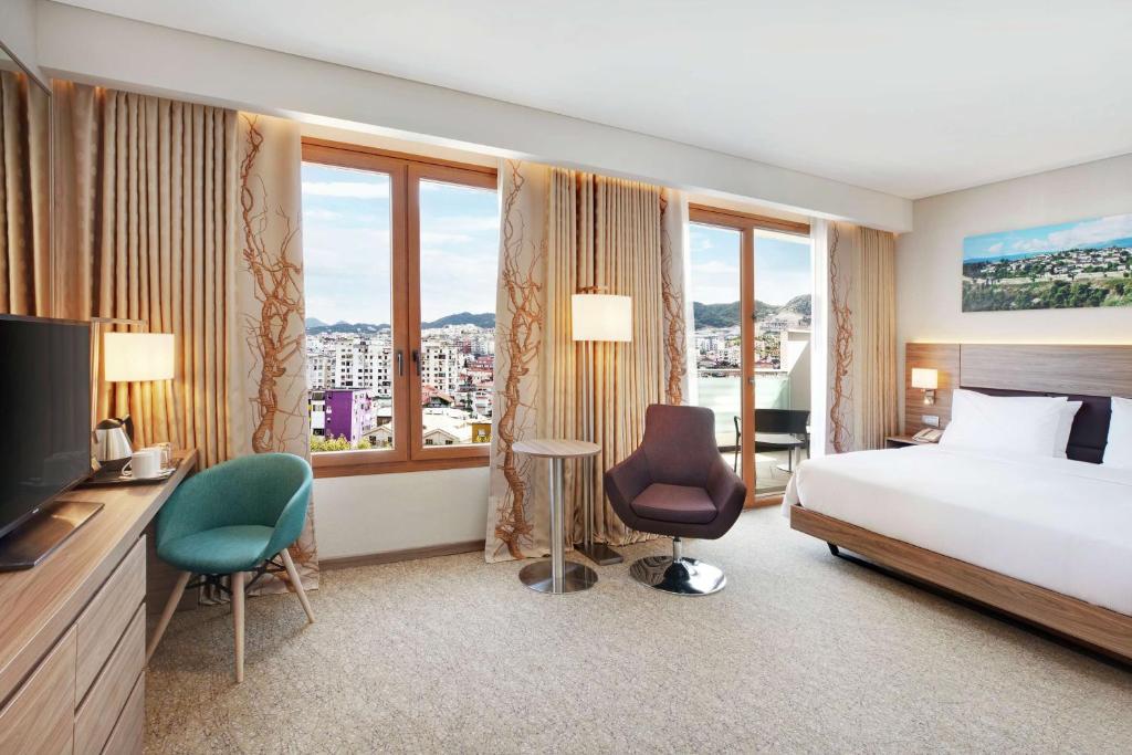 Hilton Garden Inn Tirana - Image 2